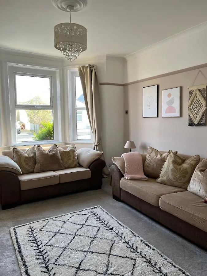 Casa vacanze Spacious 4 Bed Rooms, Parking, Garden And Near Parks, Beaches And University Bournemouth Regno Unito